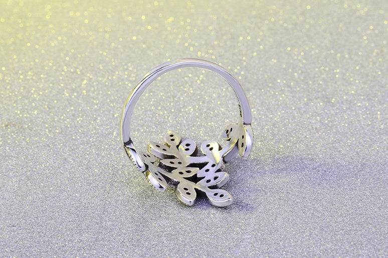 The "Midnight Roots" Tree of Life Ring