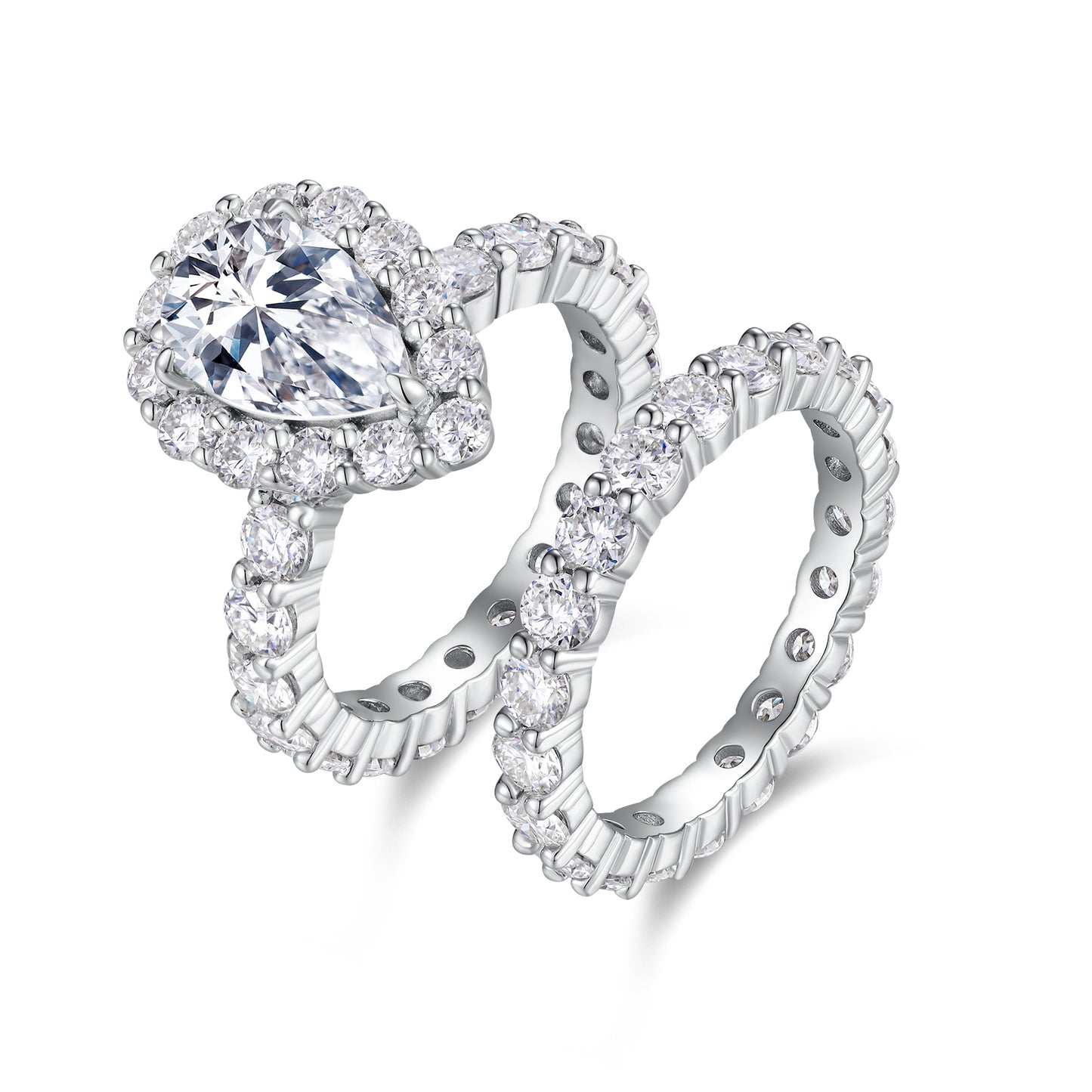 The "Pear-Luxe" Elongating Solitaire