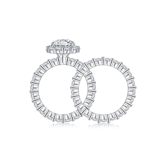 The "Pear-Luxe" Elongating Solitaire